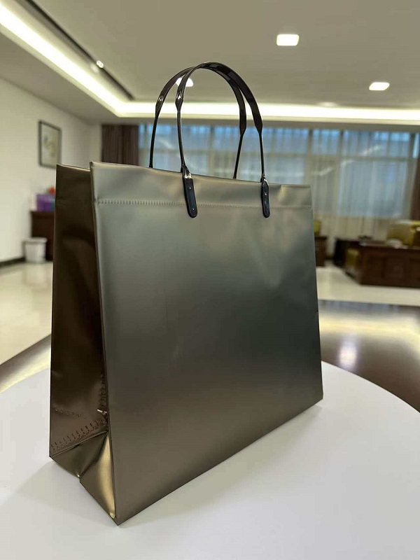 RGS PACKAGING、新しいマットPPおよびPPラミネートトートバッグを発売